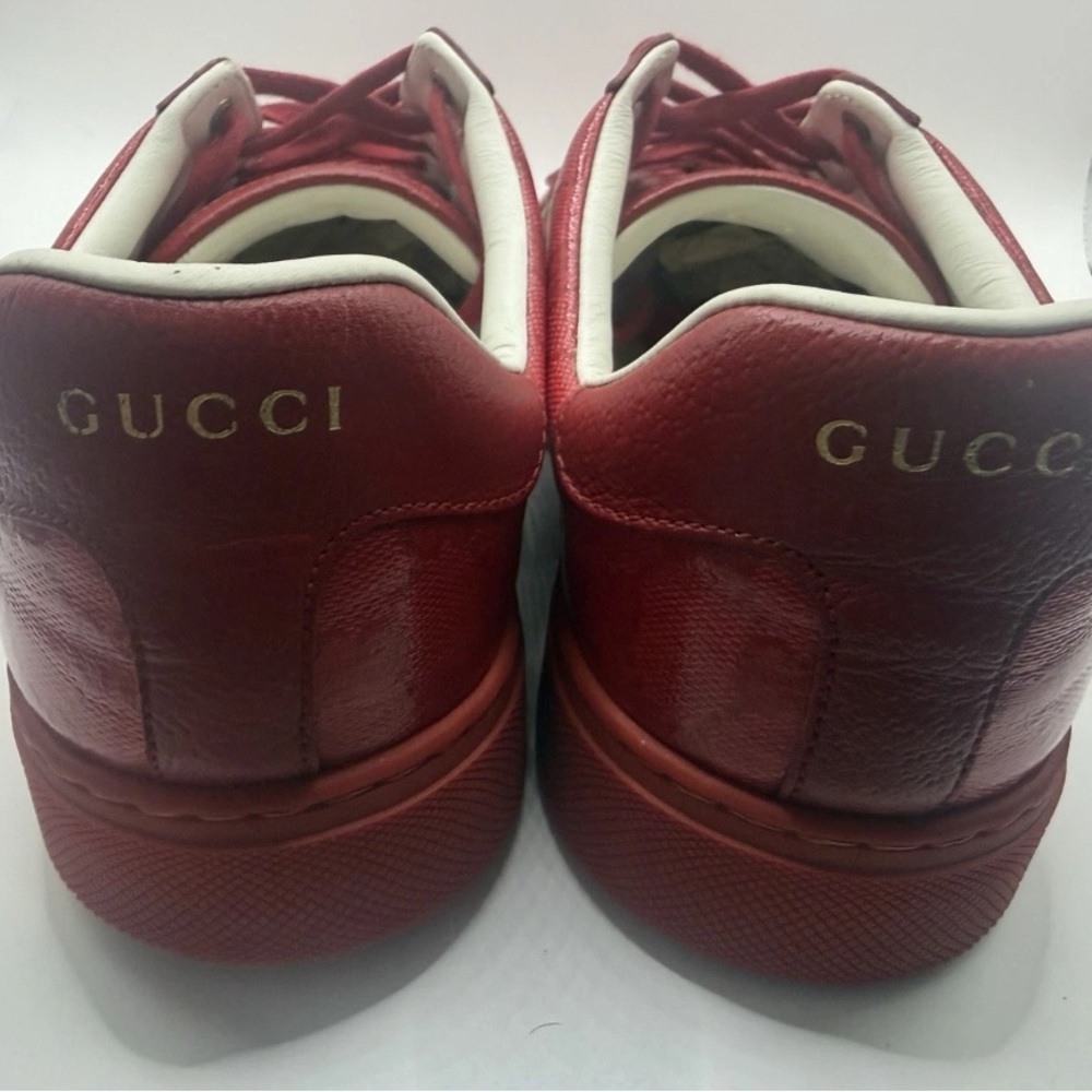 Gucci Red Leather Low-Top Sneakers with Green Stripe - Picture 2 of 9